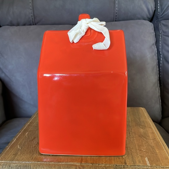 🌎 Rae Dunn “OCCUPIED” Bird House Orange With White Lettering VHTF - Picture 4 of 6